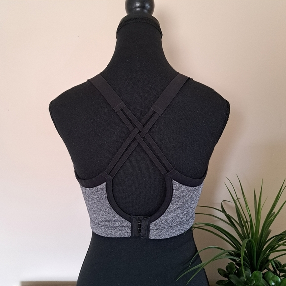 Victoria' Secret Sports Bra 36DD Grey Black Bra Activewear Strappy Gym VSX - Picture 7 of 15
